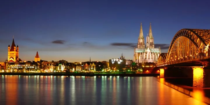 COLONIA KÖLN CATEDRAL ALEMANIA RHINE GETAWAY CRUISE VIKING RIVER CRUISES CRUCEROS RIN VIKING RIVER CRUISES RHINE CRUISES RHINE RIVER CRUISES #Rhine #RhineRiverCruises #RhineCruise #VikingRiverCruises #Cruceros #CrucerosFluviales #CrucerosFluvialesDeLujo #LuxuryRiverCruises